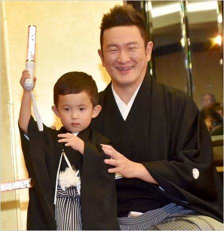 次男・夏幹くんの両手小指欠損を告白した中村獅童