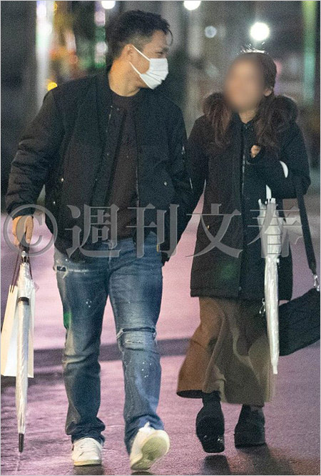 楽天・則本昂大投手と元不倫相手で再婚相手のA子の2ショット画像（週刊文春撮影）