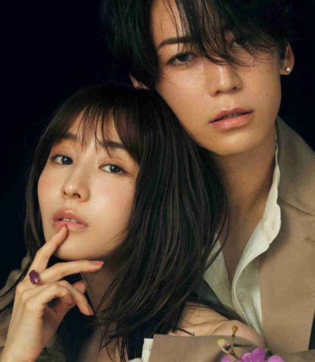 亀梨和也&田中みな実『MAQUIA 2023年11月号』対談時の画像