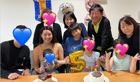 すみれ&石田純一・東尾理子ファミリーの画像