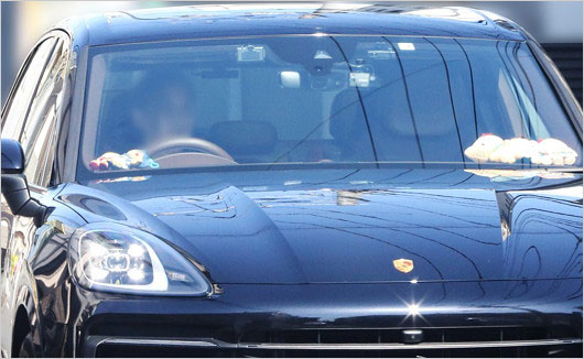 福原愛の恋人A(元不倫相手)がポルシェ運転の画像