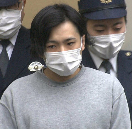 暴行事件で逮捕後のワタナベマホト容疑者