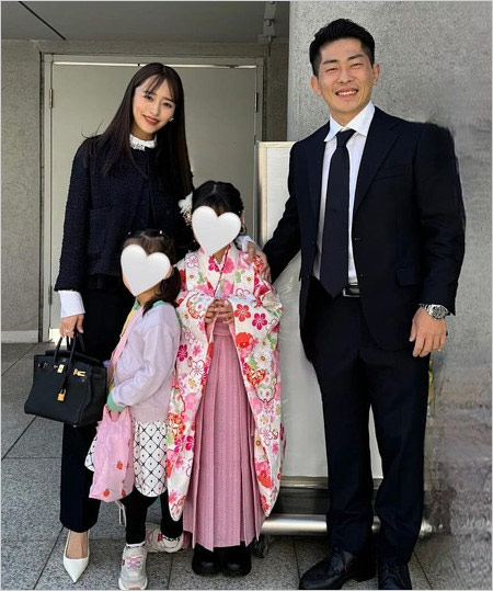 近藤千尋と子どもたち、旦那のジャンポケ太田博久の家族写真