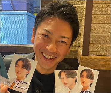 富川悠太と長男・富川立夢の画像