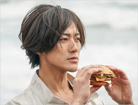 マクドナルドCM出演の赤西仁