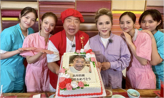 出川哲朗＆デヴィ夫人と出川ガールズ（横田真悠・谷まりあ・箭内夢菜・堀田茜）