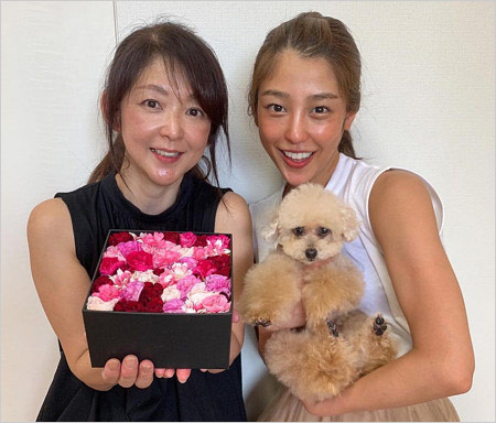 岡副麻希と母親