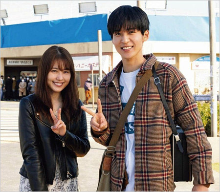 有村架純と目黒蓮が映画『月の満ち欠け』共演時の画像