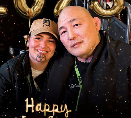 エンセン井上と妻