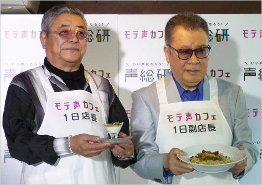 中尾彬と江守徹（2011年撮影）