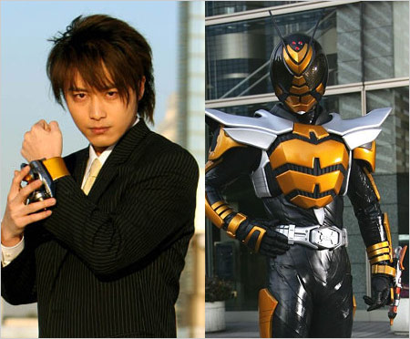 矢車想/仮面ライダーザビー役の徳山秀典