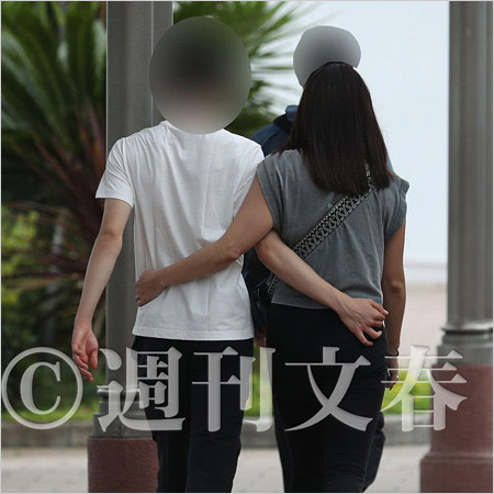安藤美姫と教え子A君(田内誠悟選手?)のUSJデート画像
