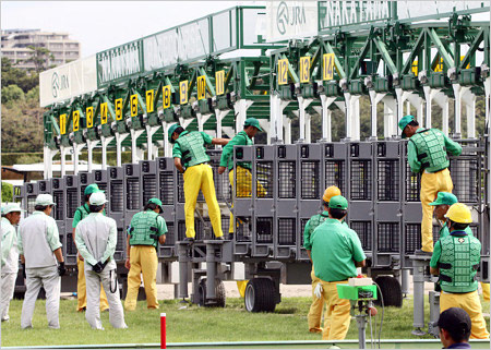 JRA発走員の画像