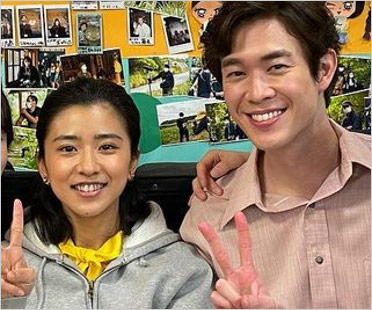 黒島結菜とパートナー宮沢氷魚