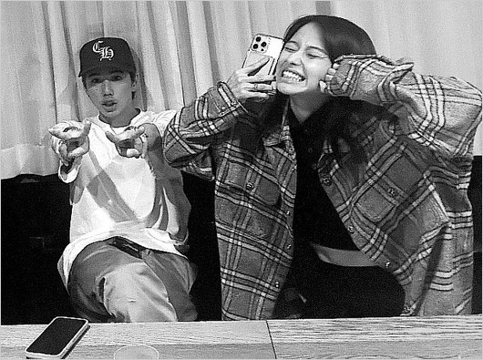 マイファスHiroと山本舞香ライブ後の2ショット画像