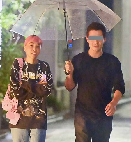 青山テルマと結婚相手の旦那?相合い傘デート画像