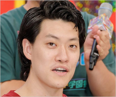 霜降り明星・粗品