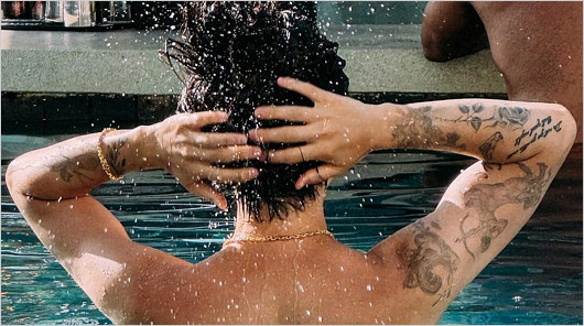 岩橋玄樹のタトゥー画像