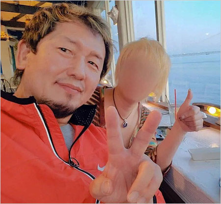 3代目タイガーマスク金本浩二と元交際相手Aさんの画像