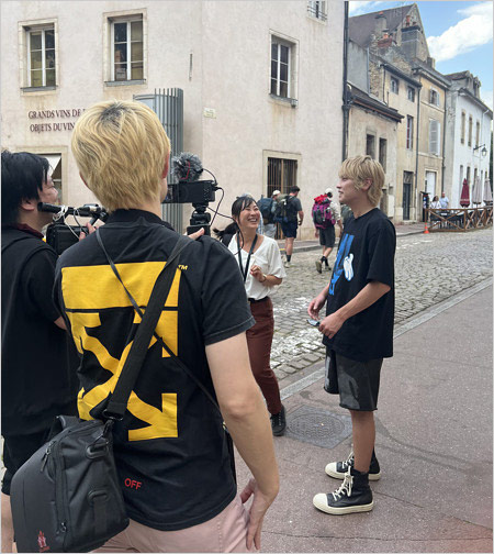 手越祐也がイッテQ・フランスロケ中?画像