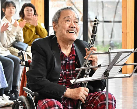西田敏行『さよならマエストロ』出演時の車イス姿