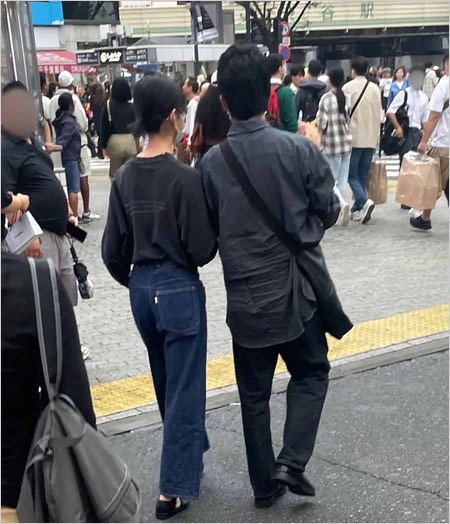 河合優実と俳優の彼氏・池松壮亮の熱愛2ショット画像