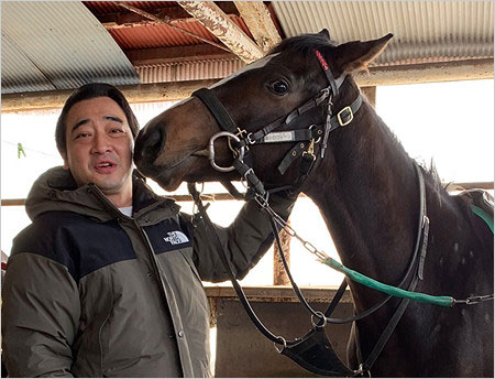ジャングルポケット斉藤慎二と愛馬オマタセシマシタ