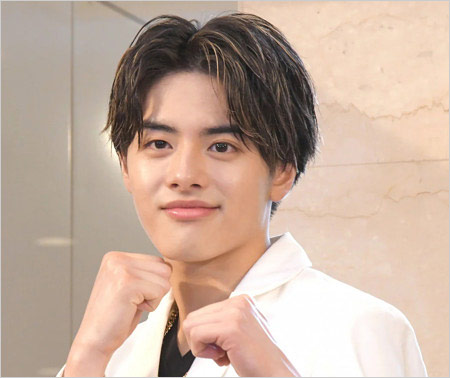 美 少年・金指一世