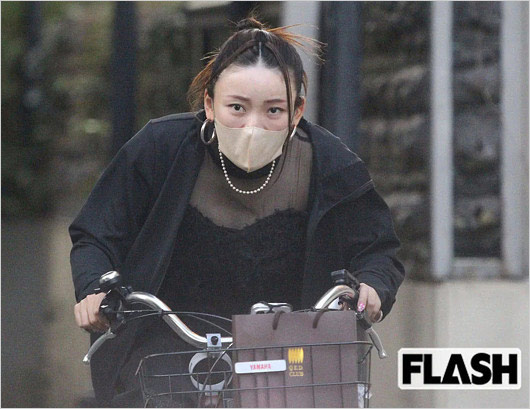 朝日奈央の結婚式出席のフワちゃん