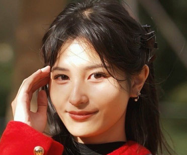 元テレビ東京アナウンサー池谷実悠