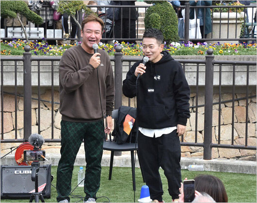 たむらけんじ&宮迫博之『尼崎グンゼタウンセンターつかしん』でトークショー画像