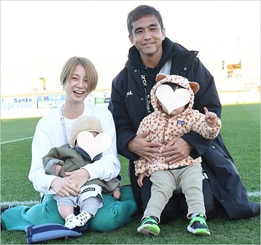 稲本潤一と田中美保と子供