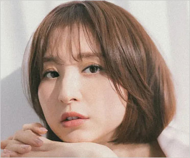 元AKB48篠田麻里子