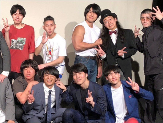 かけおち青木マッチョと同期の芸人・不落樽モトシマら