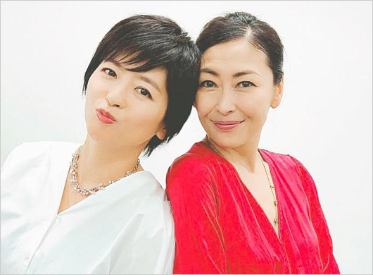 中山美穂と妹・中山忍の2ショット