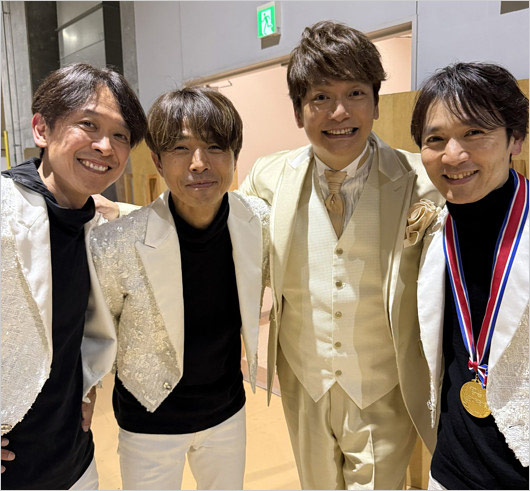 香取慎吾と元V6・トニセンの坂本昌行、長野博、井ノ原快彦の画像