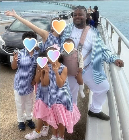 クリス・ハートと子供たちの家族写真