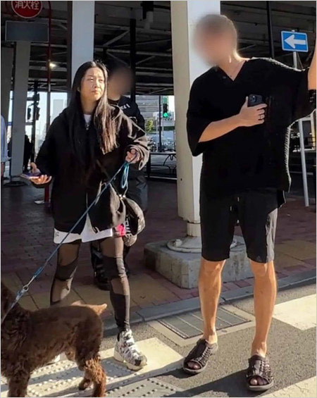 小向美奈子と夫疑惑の男性