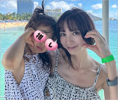 篠田麻里子と長女の画像