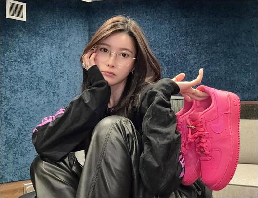 DJ pixeL（元・相沢みなみ）バーニングプロダクション副社長