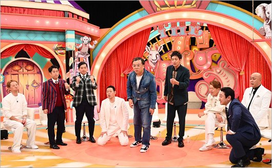 THE MC3のスタジオセット