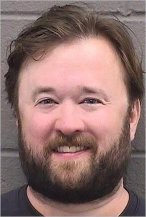 ハーレイ・ジョエル・オスメント逮捕後のマグショット