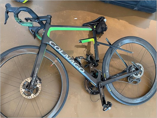 新濱立也選手が乗っていたロードバイク