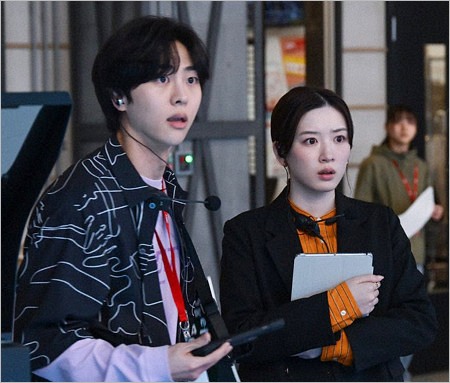 ドラマ『キャスター』共演のキム・ムジュン&永野芽郁