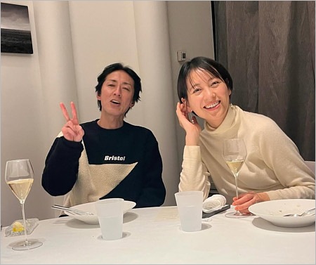 ナインティナイン矢部浩之と妻・青木裕子アナの2ショット