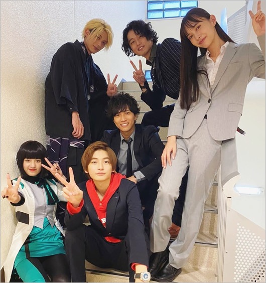仮面ライダーゼロワン出演の岡田龍太郎、井桁弘恵、鶴嶋乃愛、高橋文哉ら