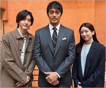 TBSドラマ【キャスター】出演の道枝駿佑、阿部寛、永野芽郁