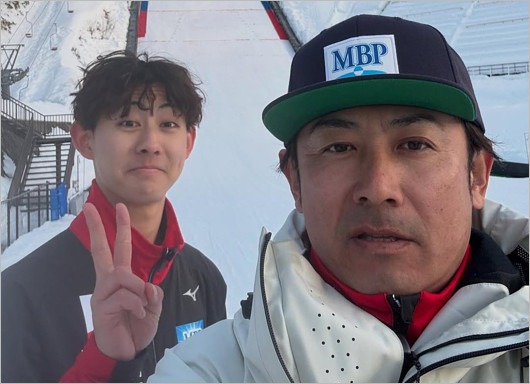 坂野旭飛選手と父親・坂野幸夫