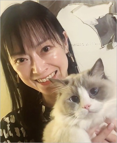 遠野なぎこと愛猫・愁くん