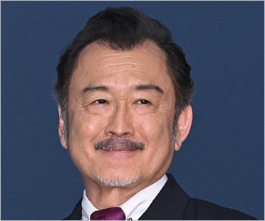 吉田鋼太郎